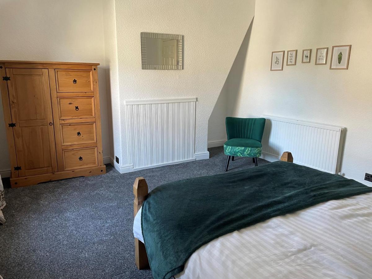 4 Bedroom House In Harrogate Town Centre Kültér fotó